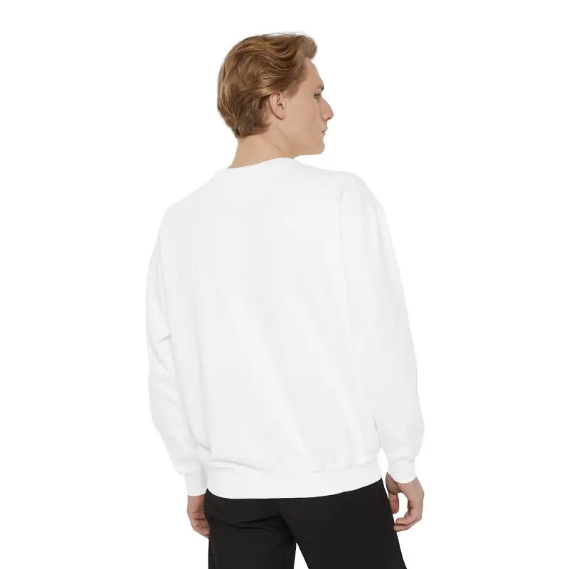 White crewneck sweatshirt in Mountain River Sweatshirt for nature lovers and adventurers