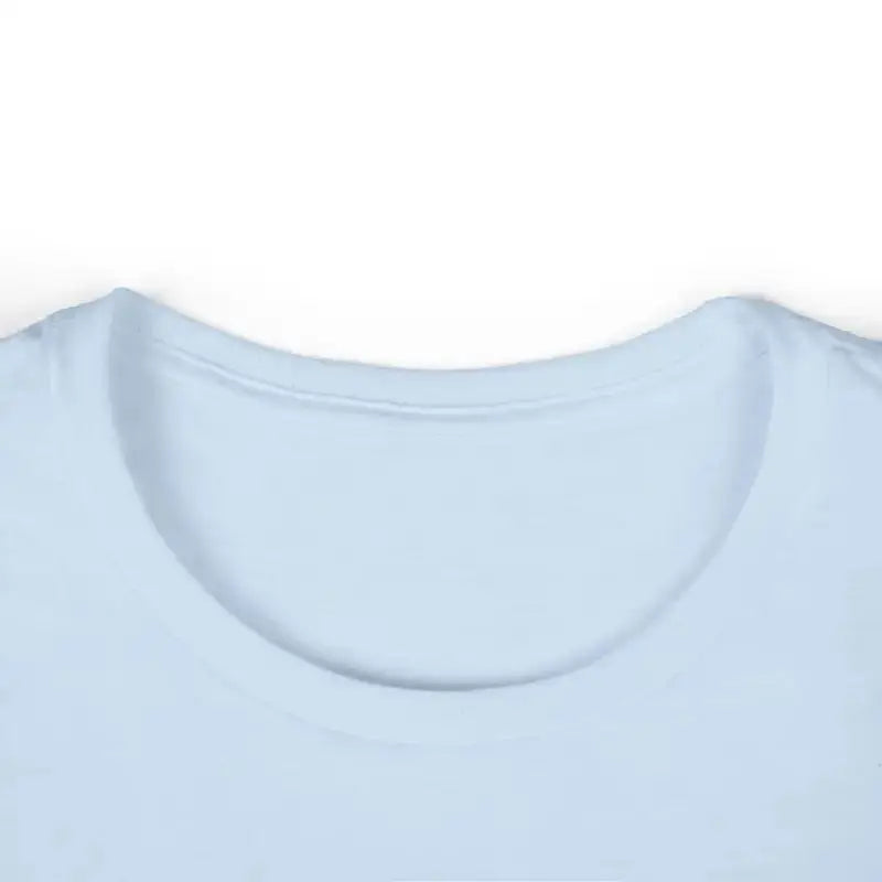 Light blue scoop neck t-shirt with ribbed neckline and short sleeves