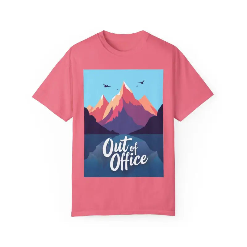 Pink Mountain Graphic Unisex T-Shirt for Hiking and Skiing display image