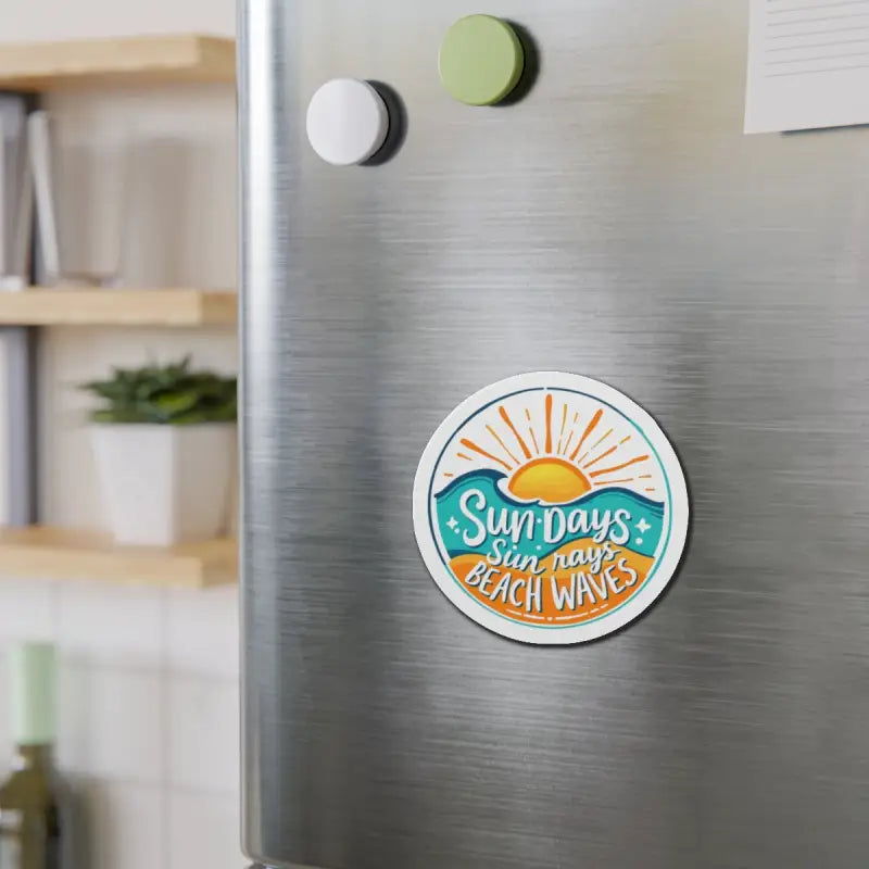 Round magnet with a beach-themed Sun and Waves design for decorative use