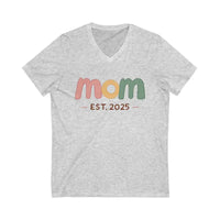 V Neck Tee Mom Est 2025 for New or Expecting Mothers - Ocean State Styles
